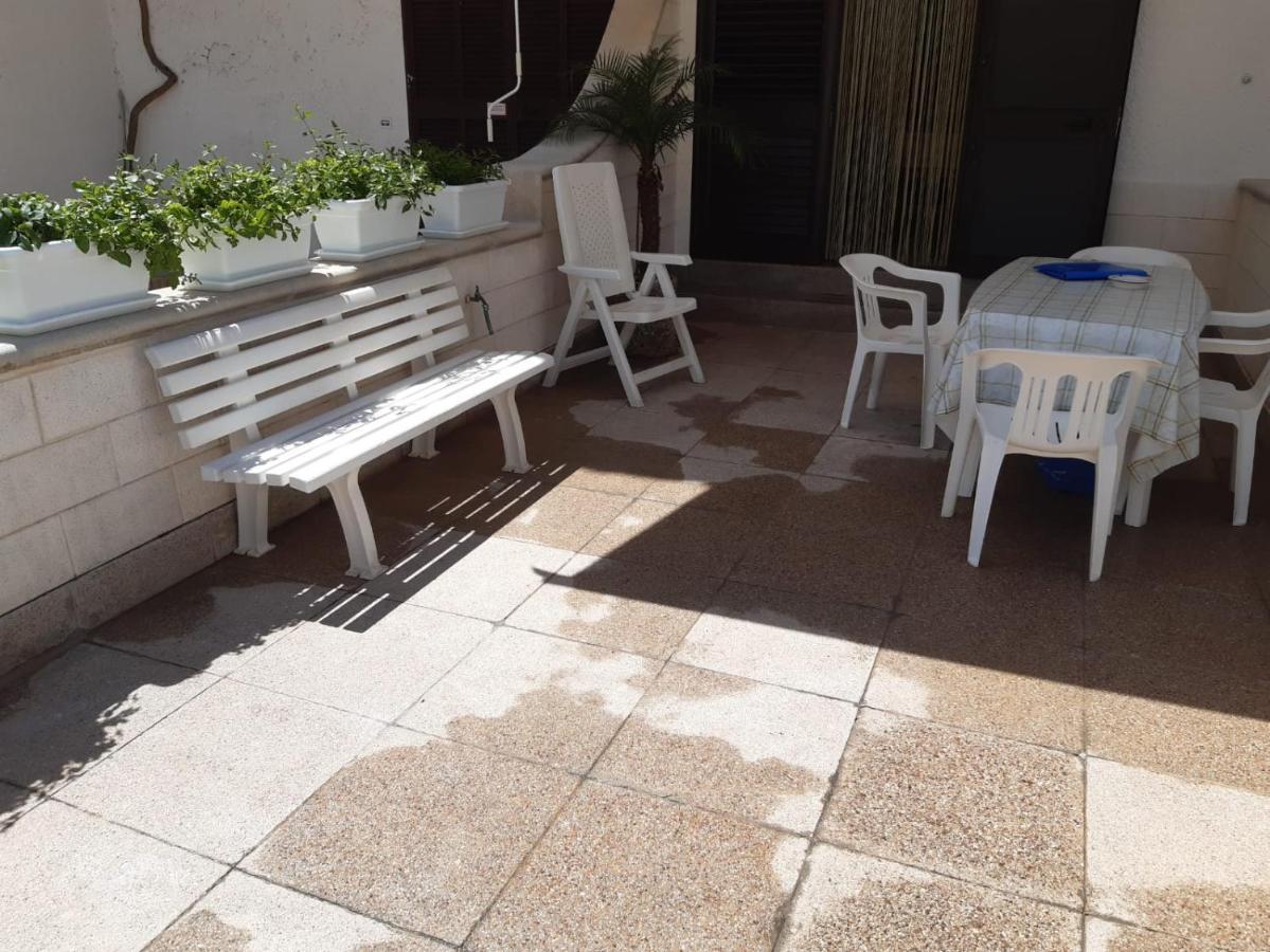 Casa Vacanza Rita Marina Di Pescoluse Exterior photo