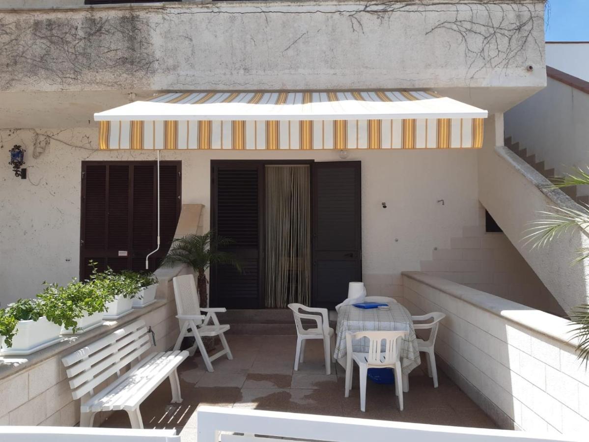 Casa Vacanza Rita Marina Di Pescoluse Exterior photo